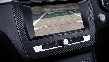 Moto_MG-ZS_Feature_Entertainment-system_Rear-camera_AUS